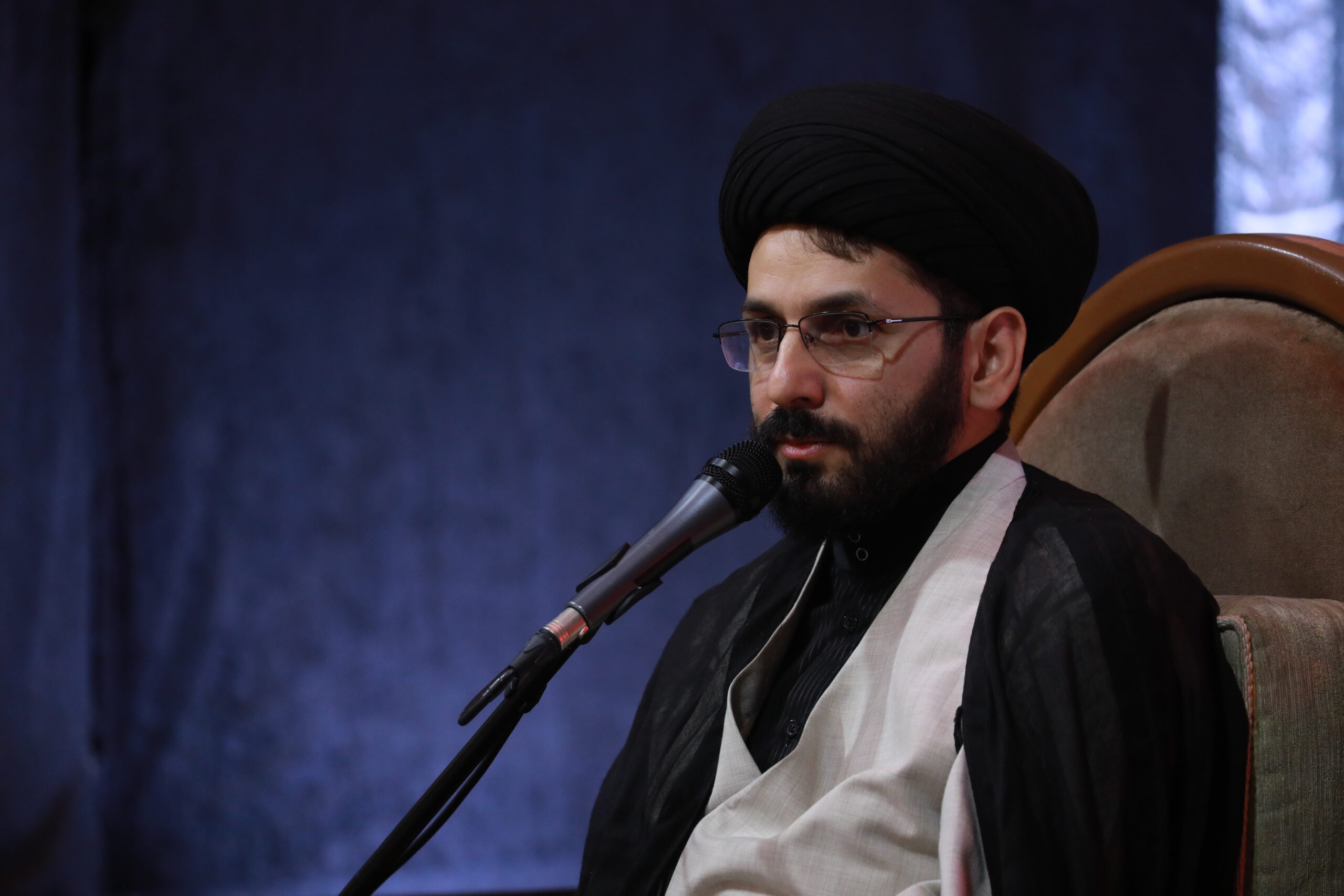 آزمون خانواده و فرزند از سخت‌ترین امتحانات الهی است