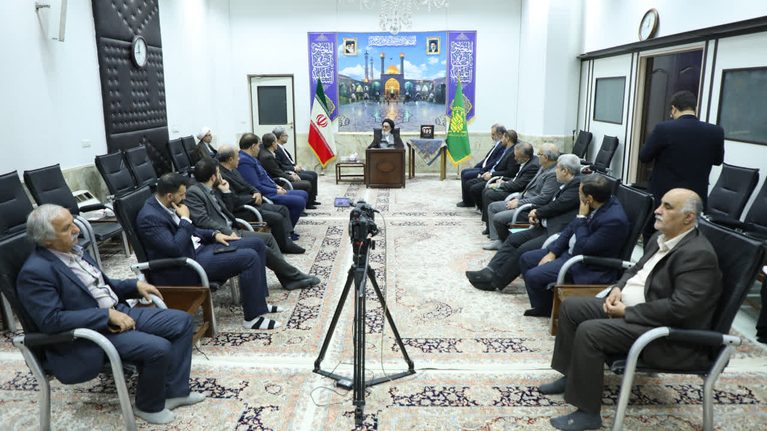 تقویت قدرت اقتصادی و سیاسی و حمایت مردمی در شرایط کنونی کشور ضروری است